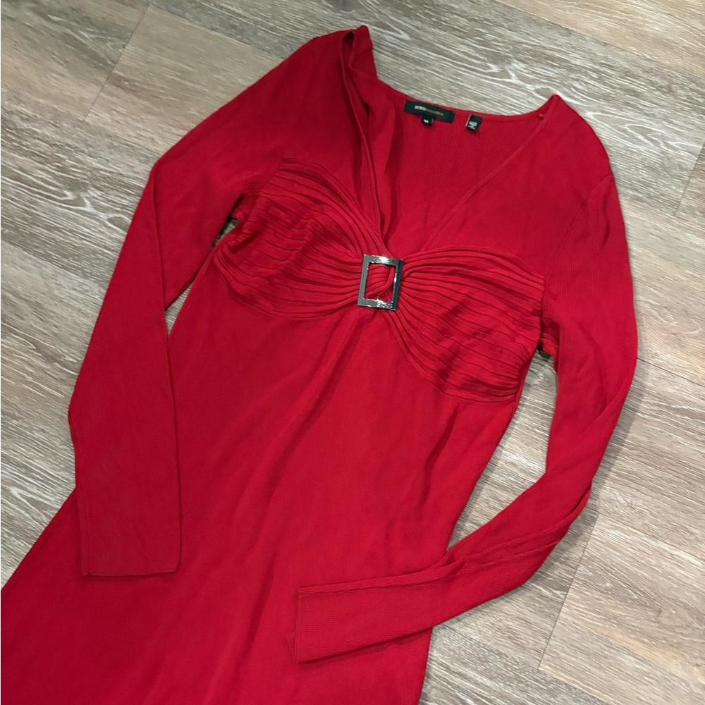 Vintage Y2K BCBG buckle center  Red Long Sleeve rubbed sweater Dress m